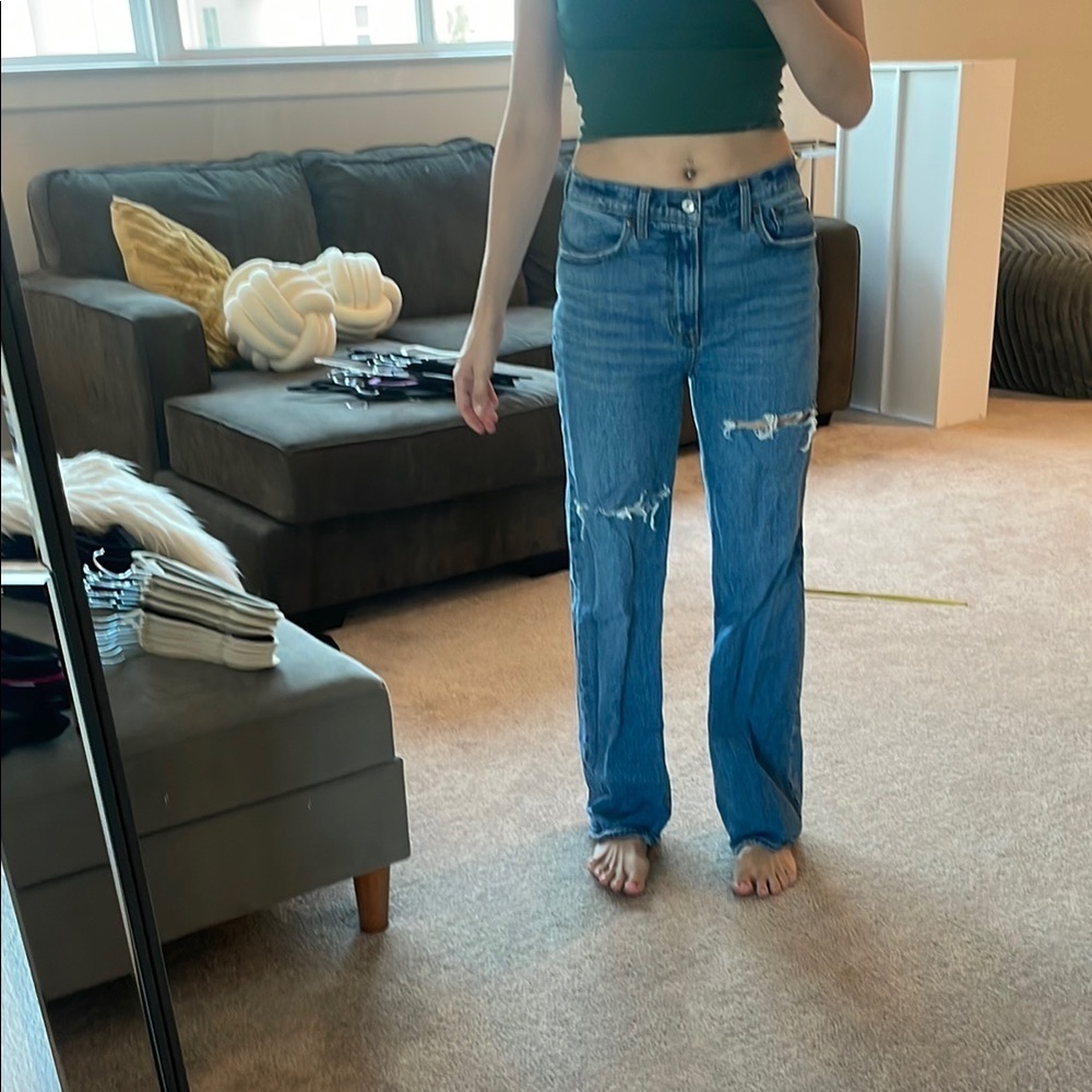 Abercrombie & Fitch The Relaxed Jean High Rise